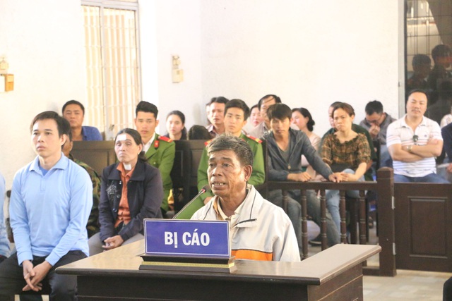 Trục lợi từ dự án nghìn tỷ, cán bộ xã nghèo lĩnh 39 năm tù